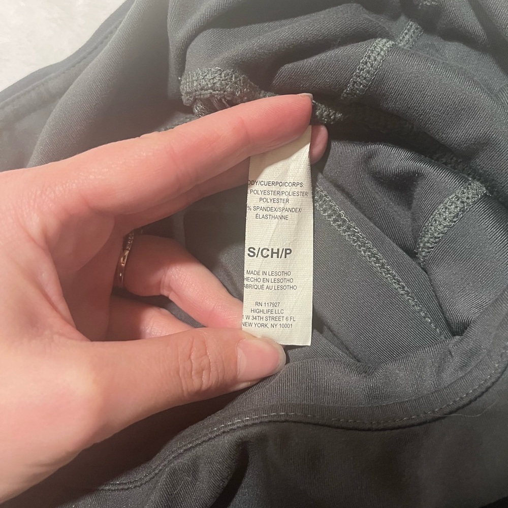 Gaiam Dark Green/Grey Leggings - Size Small - Picture 8 of 8